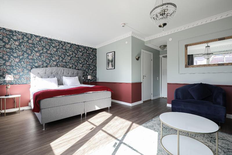 Deluxe Junior Suite image 2