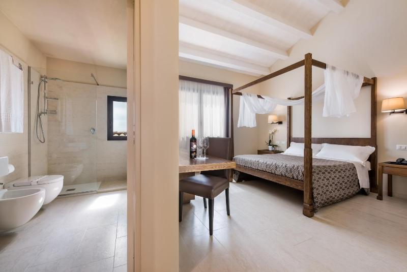 Junior Suite image 3