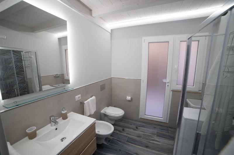 Tropea City Home - image 12