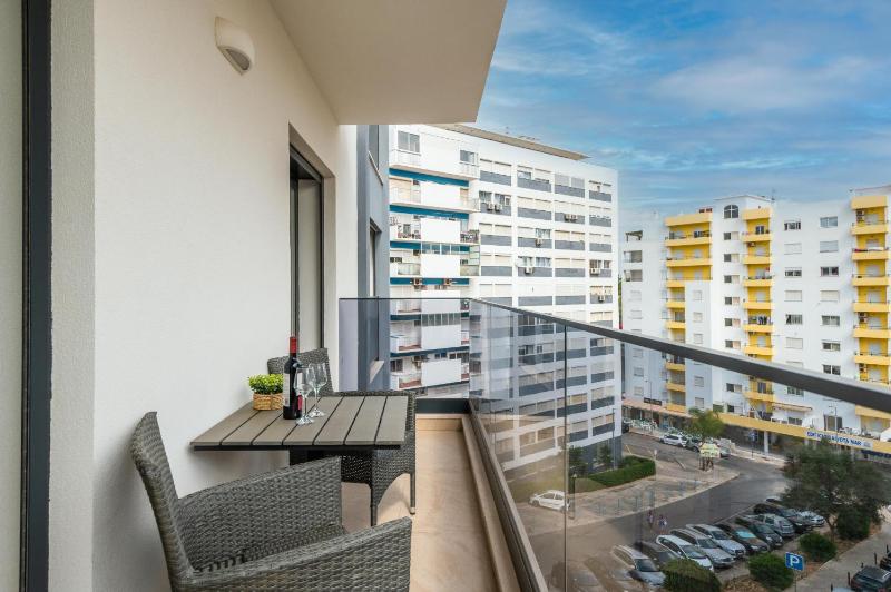 Apartamento Rocha Mar by Portucasa - image 12