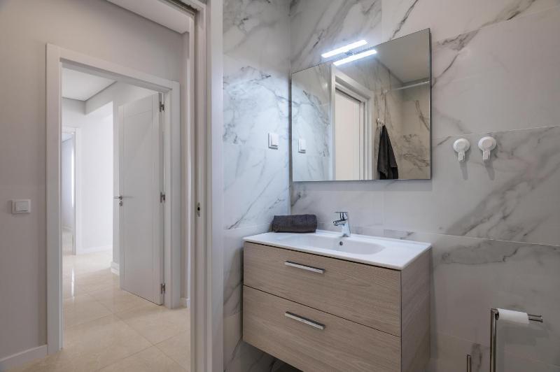 Apartamento Rocha Mar by Portucasa - image 10