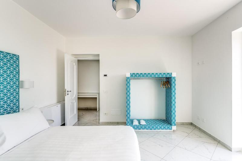 Villa Rusinella Minimalist Retreat with Sea Views by Feeling Italy - image 37