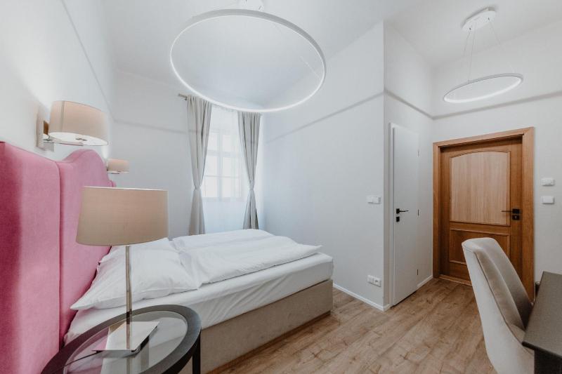 Double or Twin Room image 2