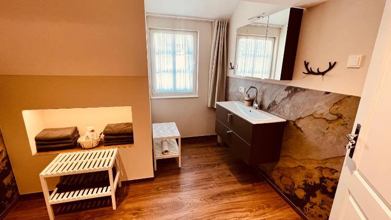 Two-Bedroom Apartment with Balcony image 1