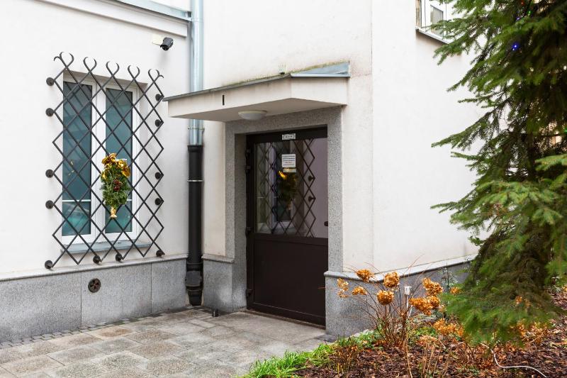 Warsaw City Centre Apartment Poznanska with Air-Conditioning by Noclegi Renters - image 9