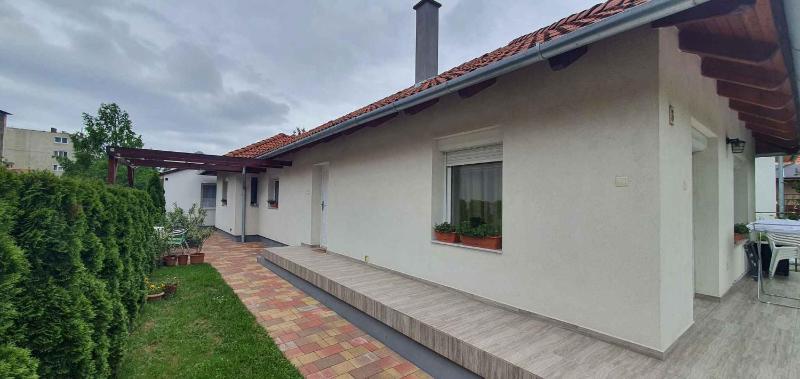 Holiday Home image 4