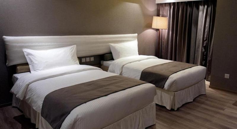 Executive Double or Twin Room image 2