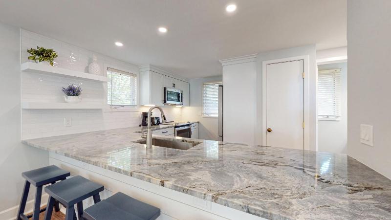 7621 Huntington Villas - image 1