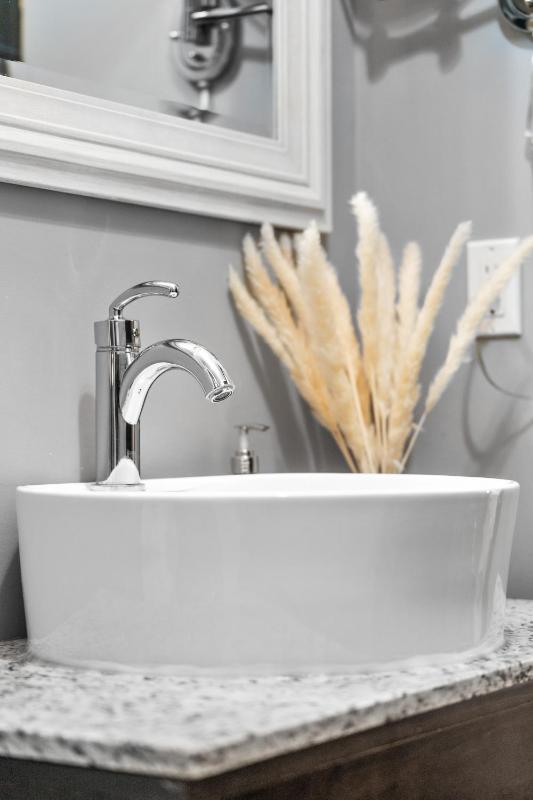 The Mountaineer by InstantSuites Pool & HotTub - image 36