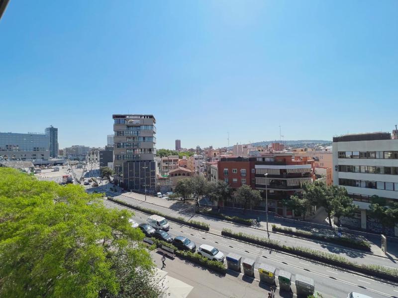 Stay U-nique Apartments Sants II - image 7