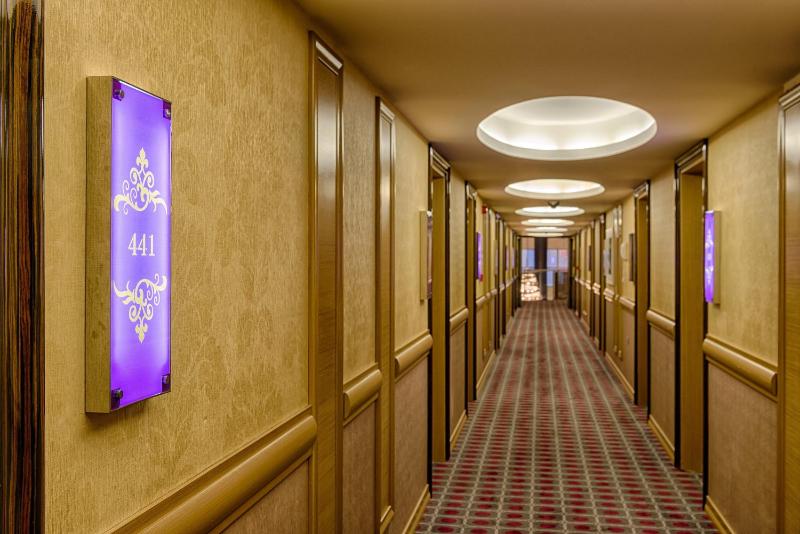 Standard Double or Twin Room with Sea View image 3