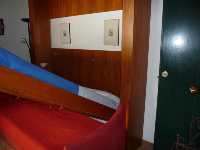 4Roomsrelax - image 6