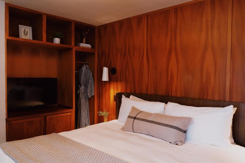Villa Royale Inn - image 7