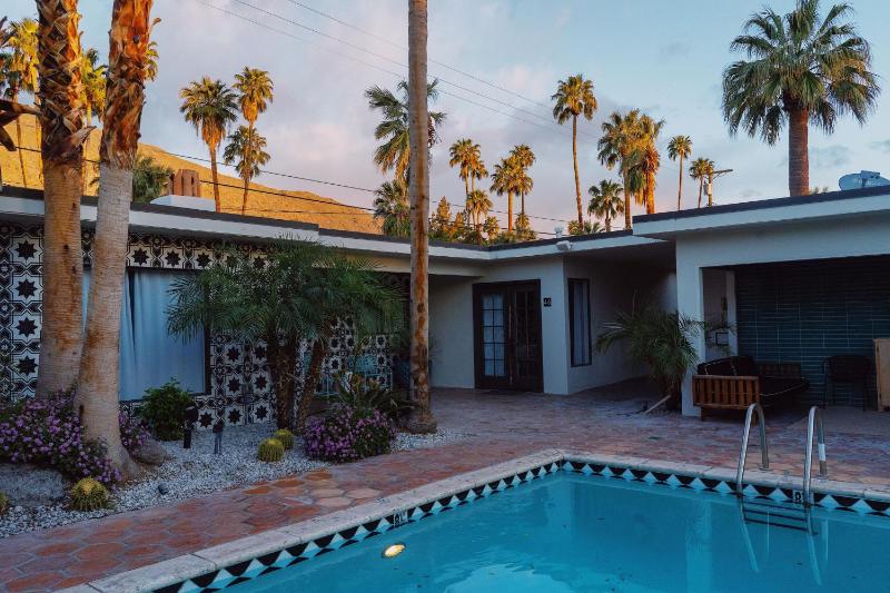 Villa Royale Inn - image 46