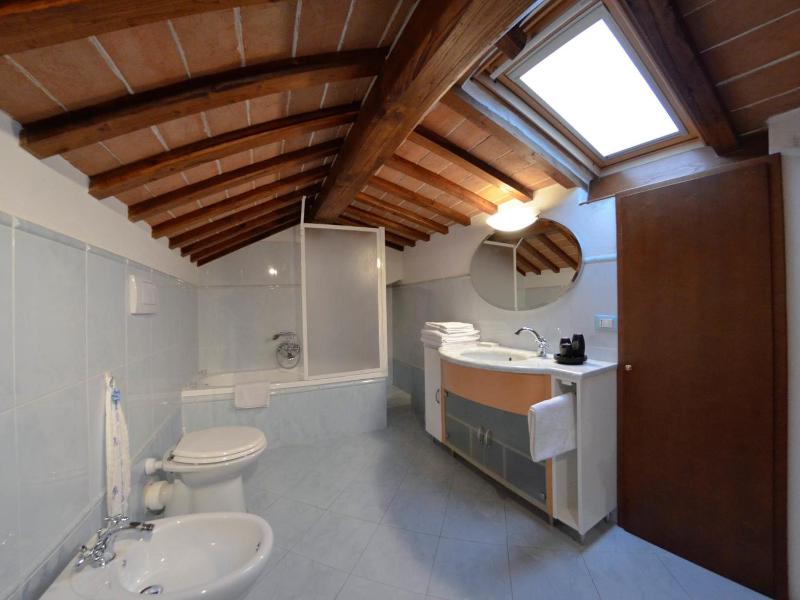 Two-Bedroom Apartment - Split Level image 2