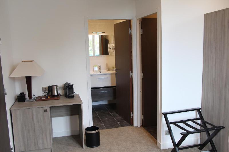 Superior Double Room image 2