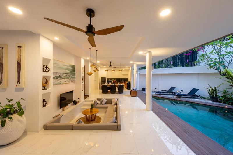 Villa La Sirena by Nagisa Bali - image 7