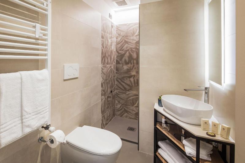 Hotel Vesuvio - image 27