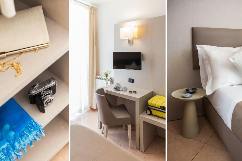 Single Room with Lateral Sea View image 3