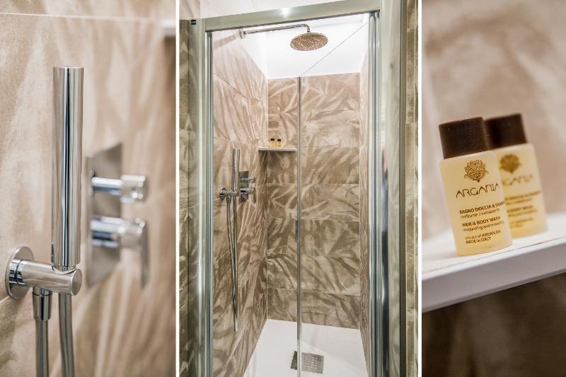 Triple Room with Sea View image 4