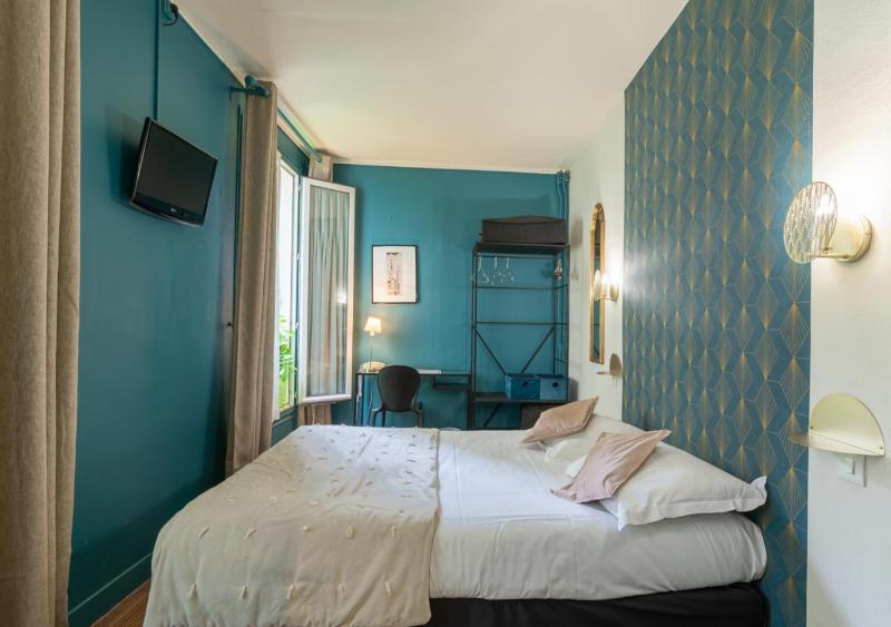 Superior Double Room image 3