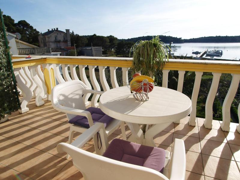 Suite with Sea View image 3