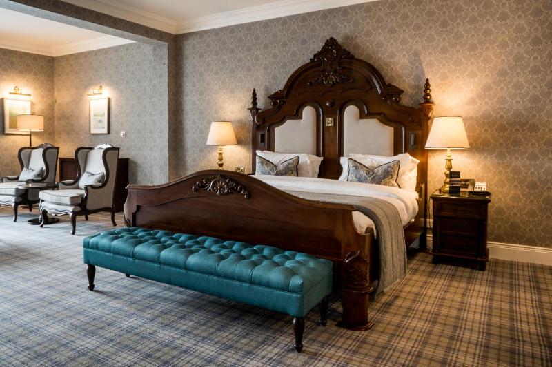 Deluxe Double Room image 3