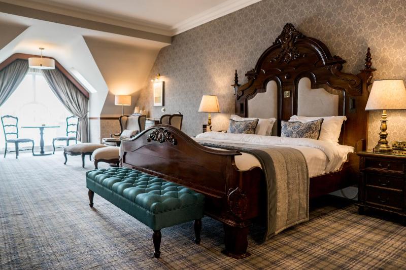 Deluxe Double Room image 1
