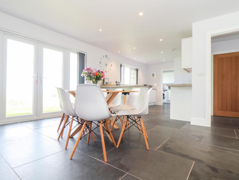 Charlotte's House - image 12
