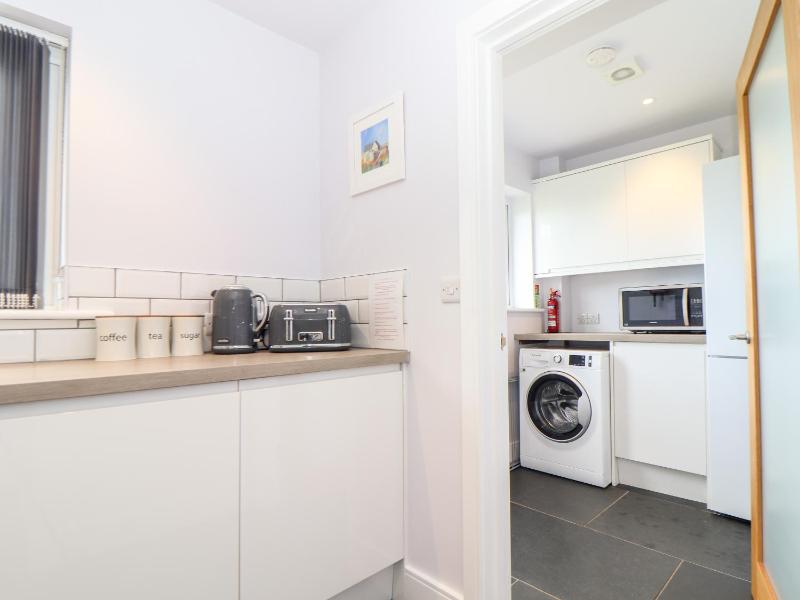 Charlotte's House - image 15