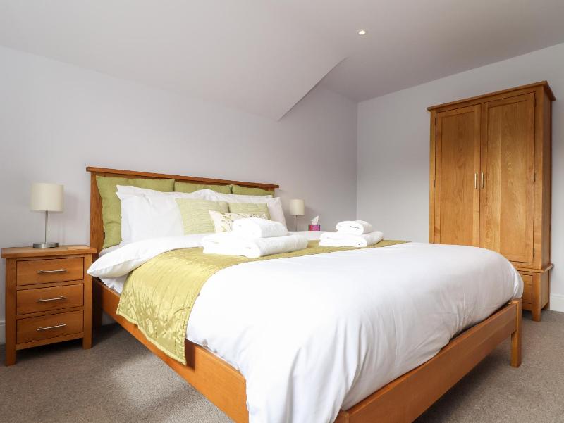 Charlotte's House - image 22