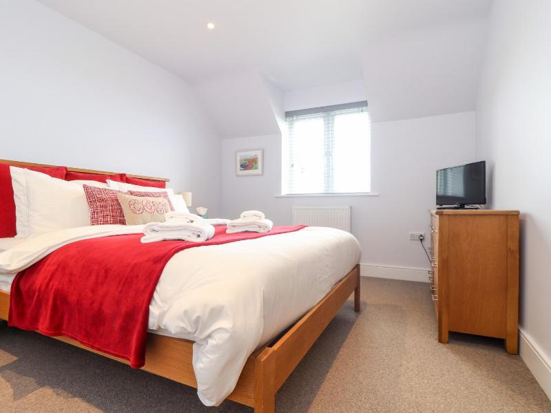 Charlotte's House - image 16