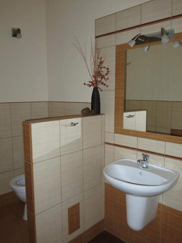 Apartment image 2