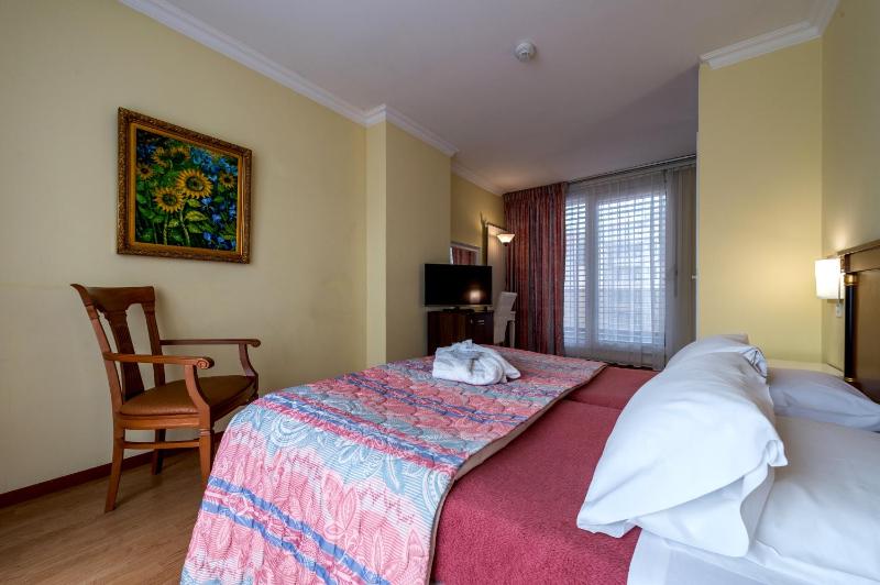 Hotel Churchill - image 15