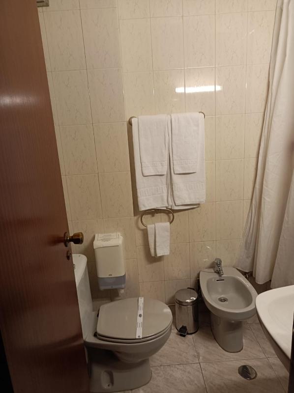 Double Room image 2