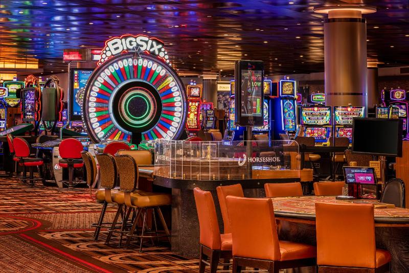 HoteLumière at the Arch Hotel & Casino - A Caesars Rewards Destination - image 6