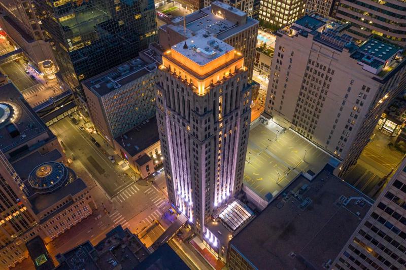 Rand Tower Hotel Minneapolis a Tribute Portfolio Hotel - image 3