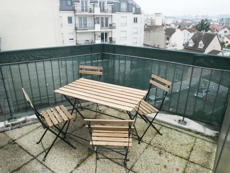 Drancy : 4 pièces en centre ville + parking Images