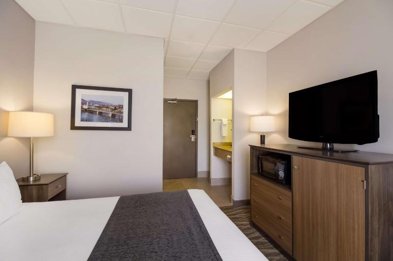 Business Queen Room -Non-Smoking image 3