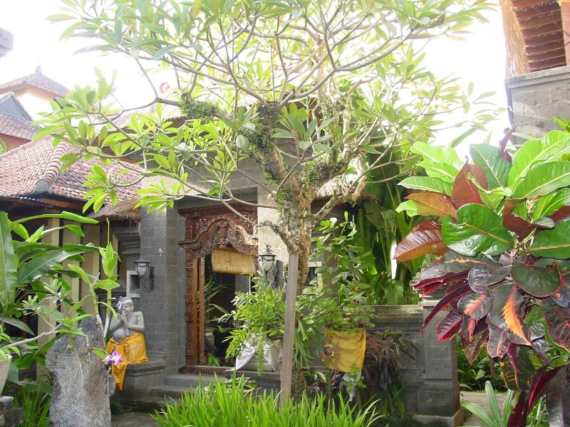 Putu Bali Villa & Spa - image 6