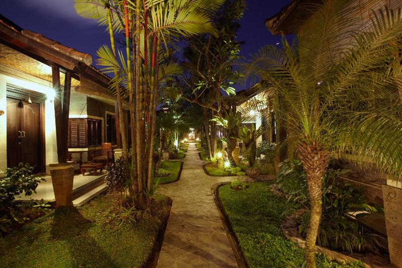 Putu Bali Villa & Spa - image 17