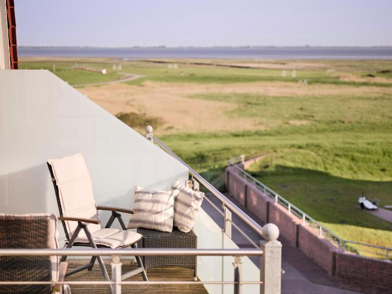 Double Room with Balcony image 1