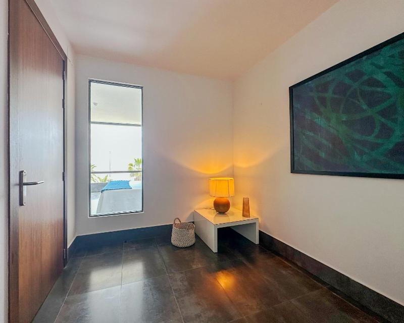 Suite with Sea Views image 3