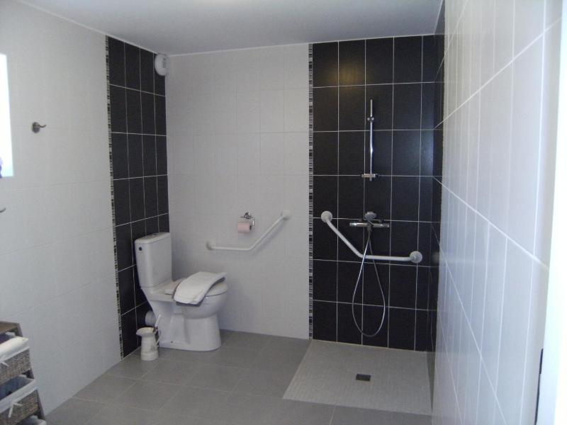Double Room - Disability Access image 2