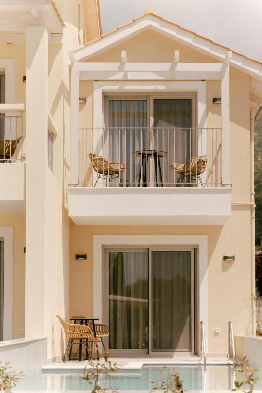 Eterrano Seaside Retreat - image 32