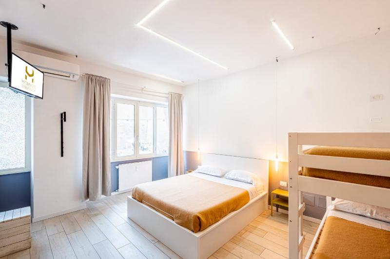 Luxury Quadruple Room image 3