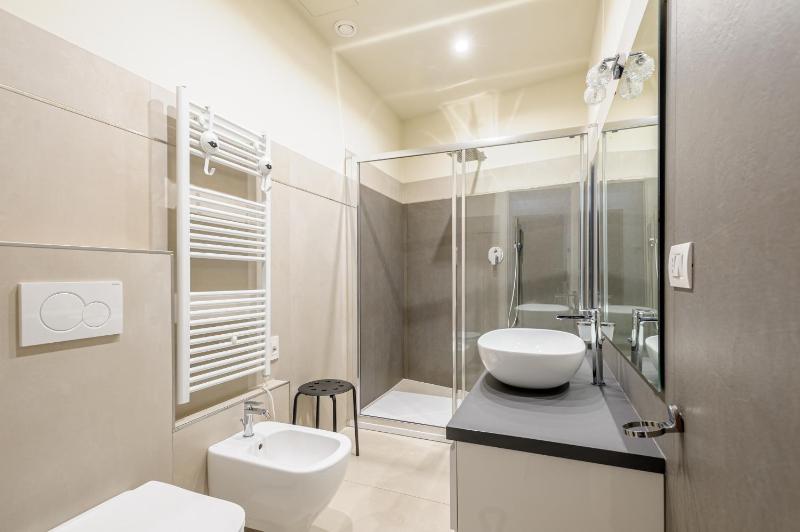 Quadruple Room image 1