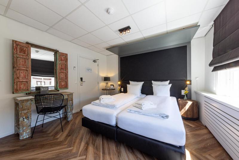 Double or Twin Room image 1