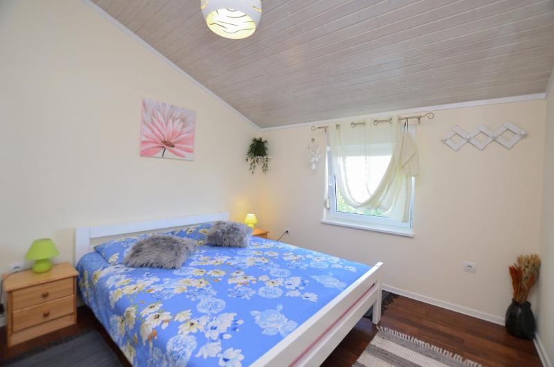 Apartment Emilija - image 8