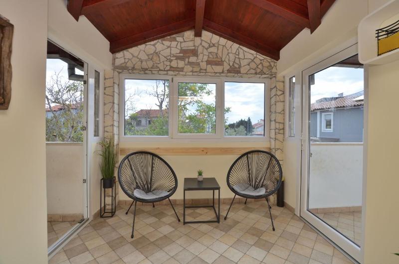 Apartment Emilija - image 12